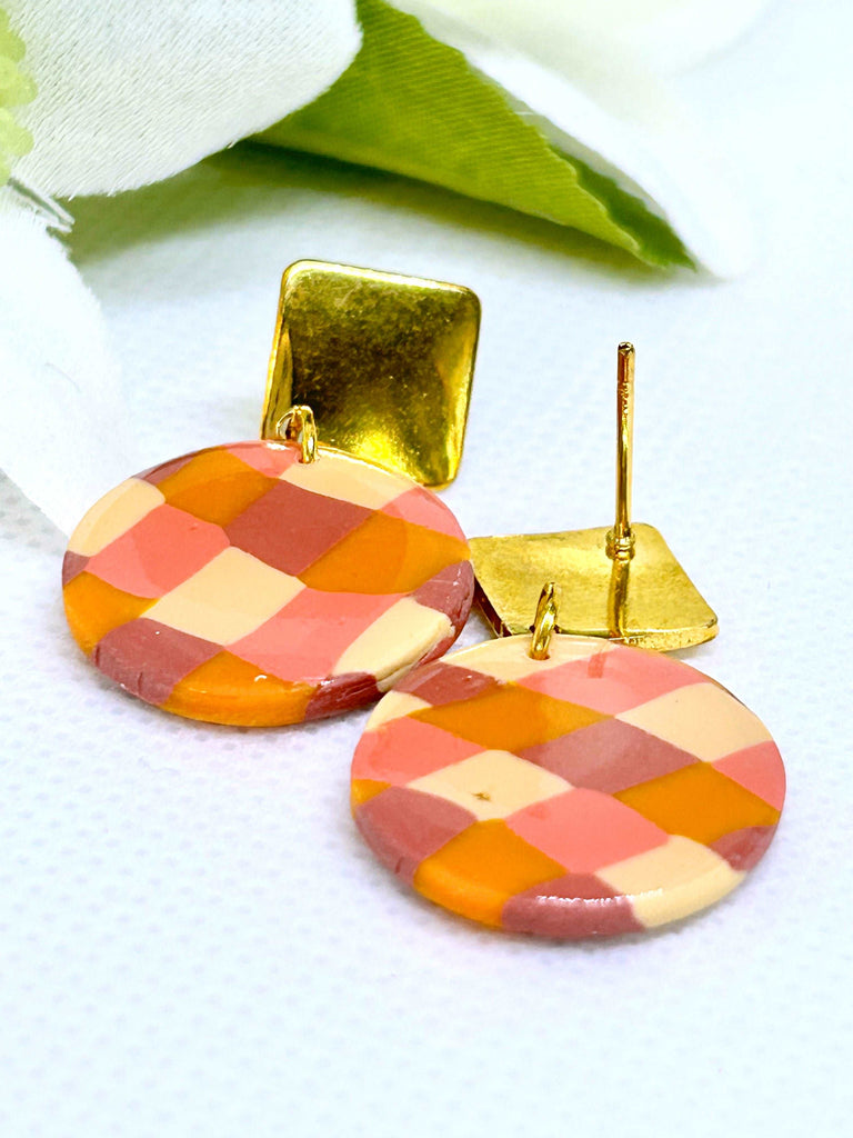 1960s Kitchen Wallpaper Pink and Orange Dangle Polymer Clay Earrings Rounds